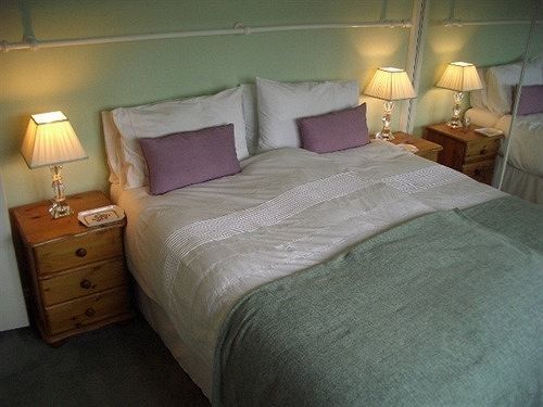 Dove Meadow Bed & Breakfast Denstone エクステリア 写真