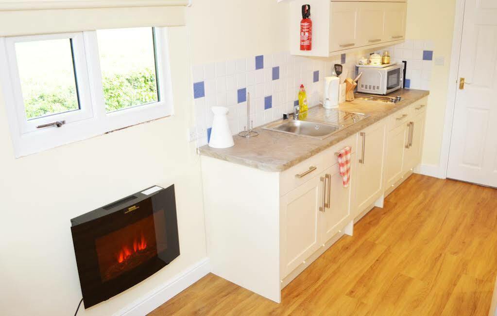 Dove Meadow Bed & Breakfast Denstone エクステリア 写真